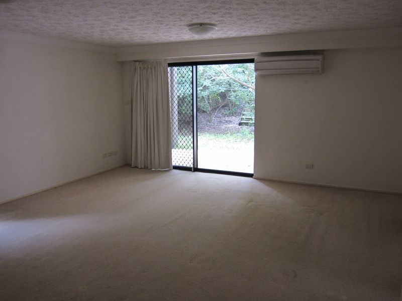 1/13 Vectis Street, Norman Park QLD 4170