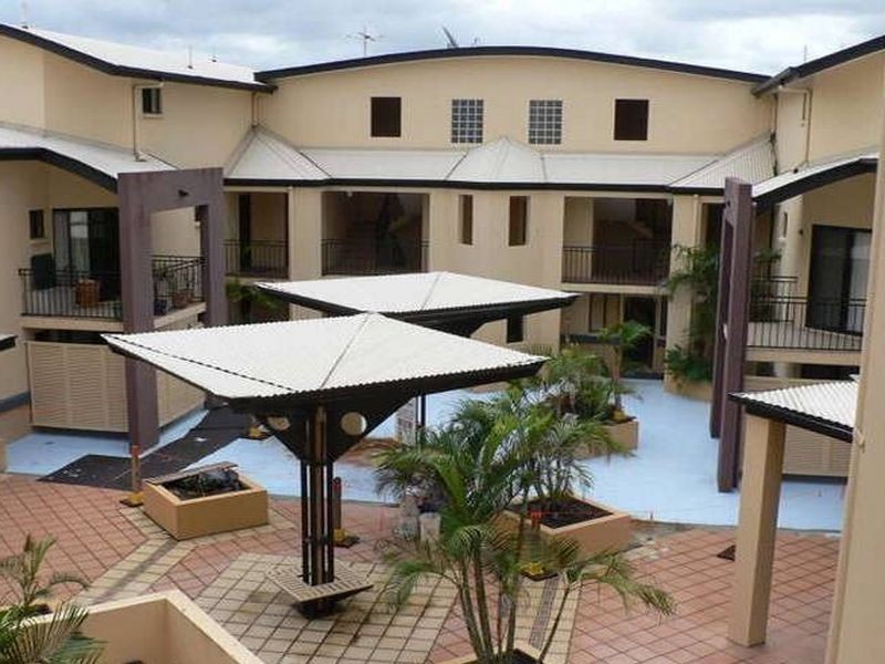 1/13 Vectis Street, Norman Park QLD 4170