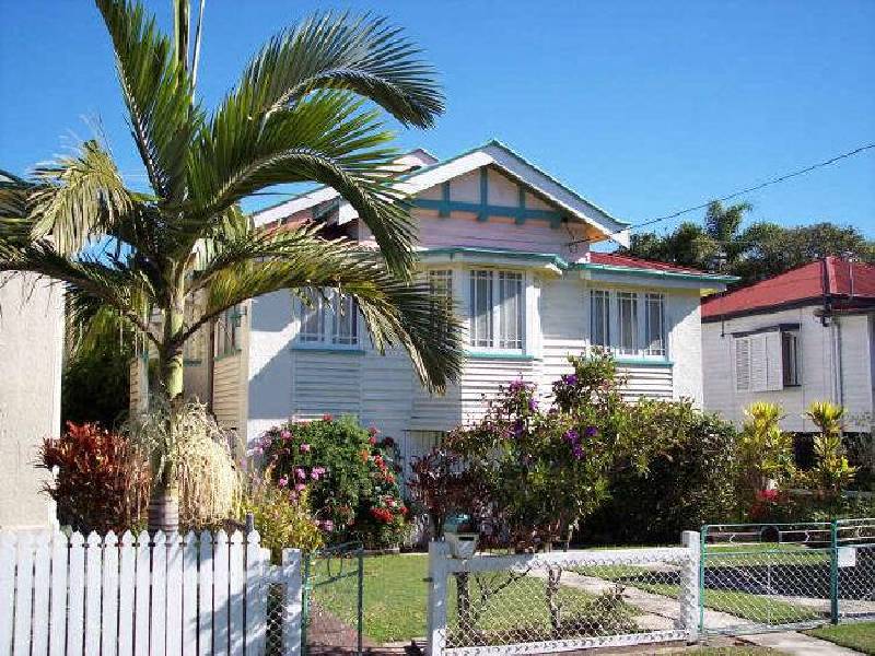 14 Kismet Street, Camp Hill QLD 4152