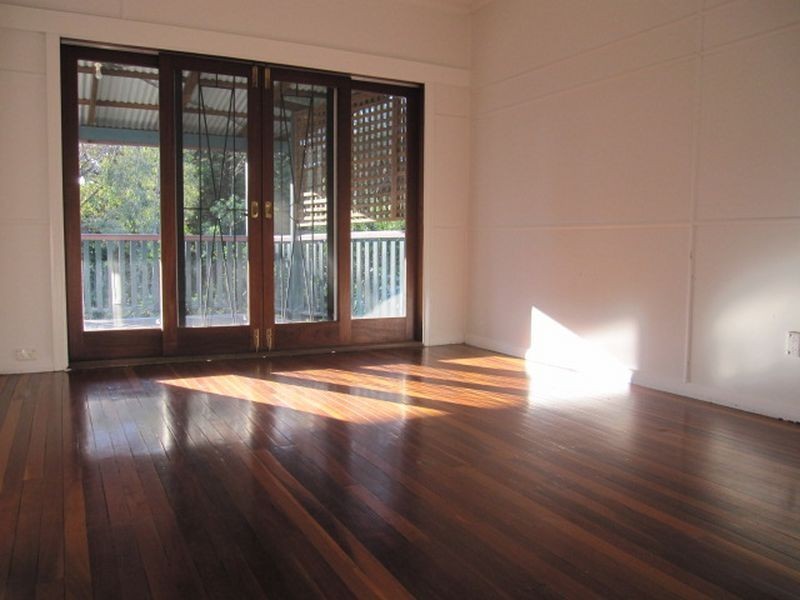 368 Chatsworth Road, Coorparoo QLD 4151