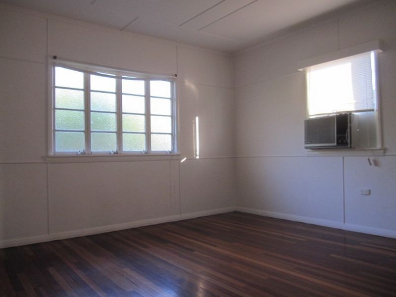 368 Chatsworth Road, Coorparoo QLD 4151