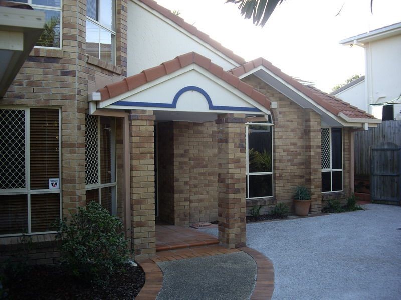 7 Cowell Street, Carindale QLD 4152