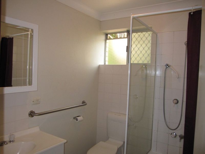 1/22 Wellington Street, Coorparoo QLD 4151