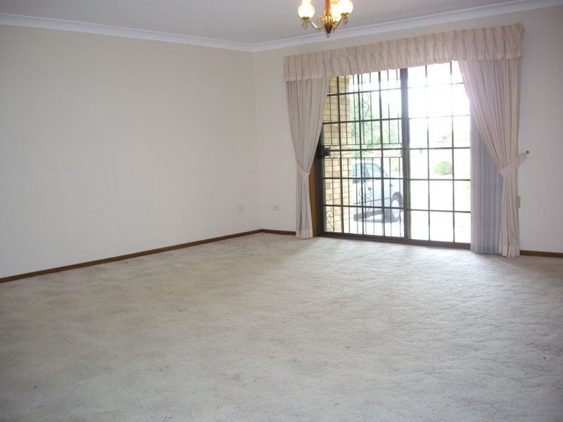 17 Whitecastle Street, Carindale QLD 4152