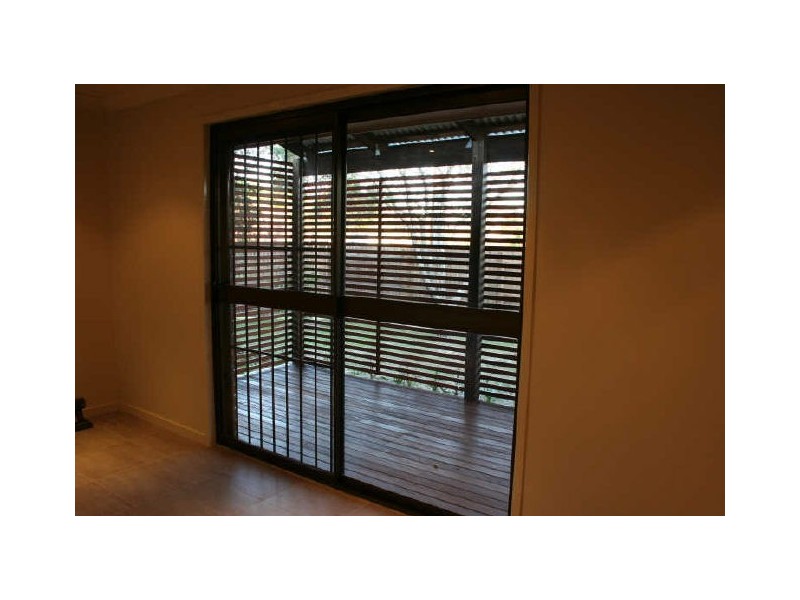 827 Cavendish Road, Holland Park QLD 4121