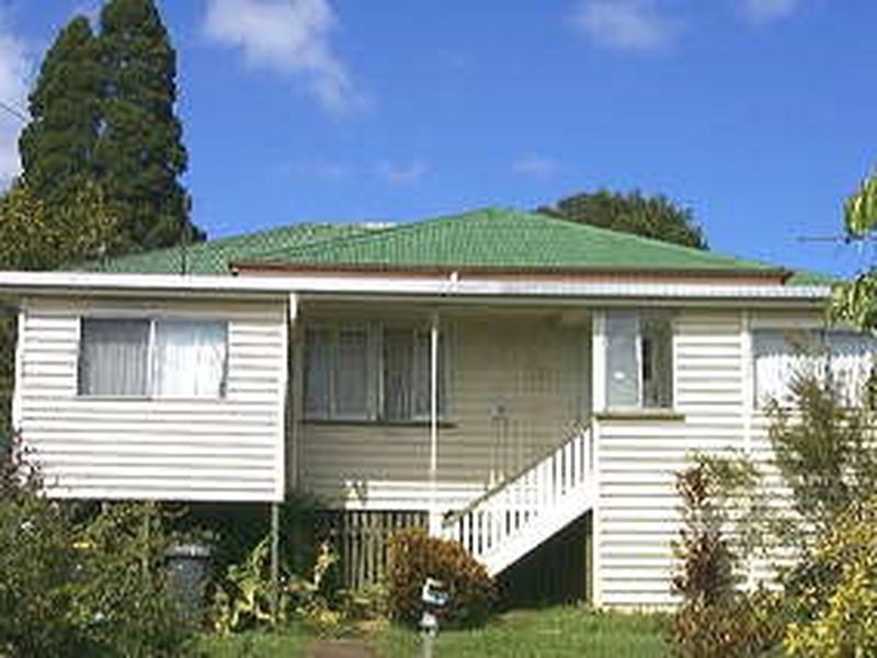 54 Headfort Street, Greenslopes QLD 4120