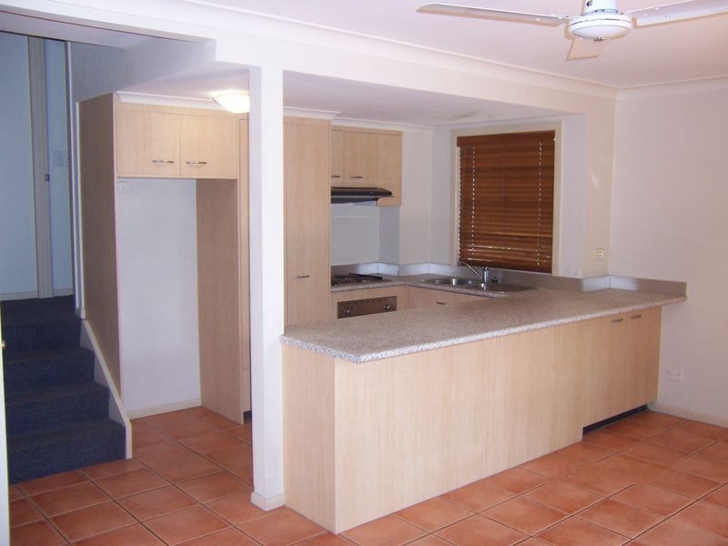 1/49 Nicholson Street, Greenslopes QLD 4120