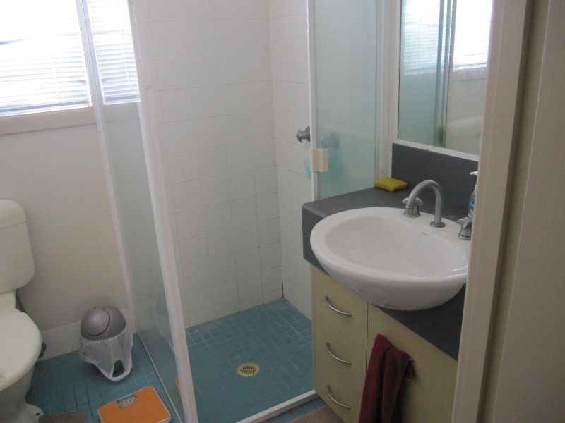 1/49 Nicholson Street, Greenslopes QLD 4120