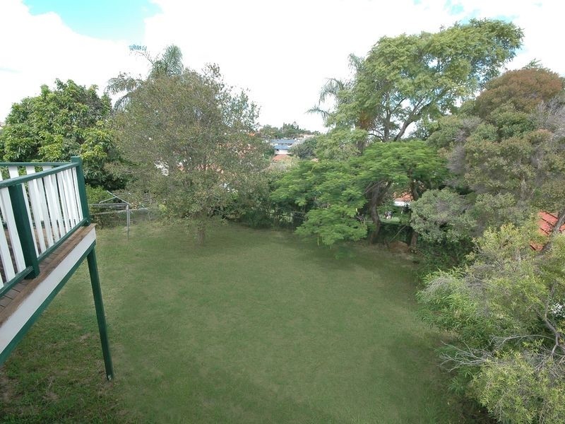 359 Cavendish Road, Coorparoo QLD 4151