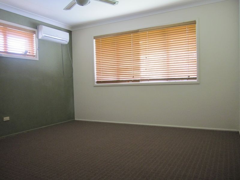 11 Larwood Street, Upper Mount Gravatt QLD 4122