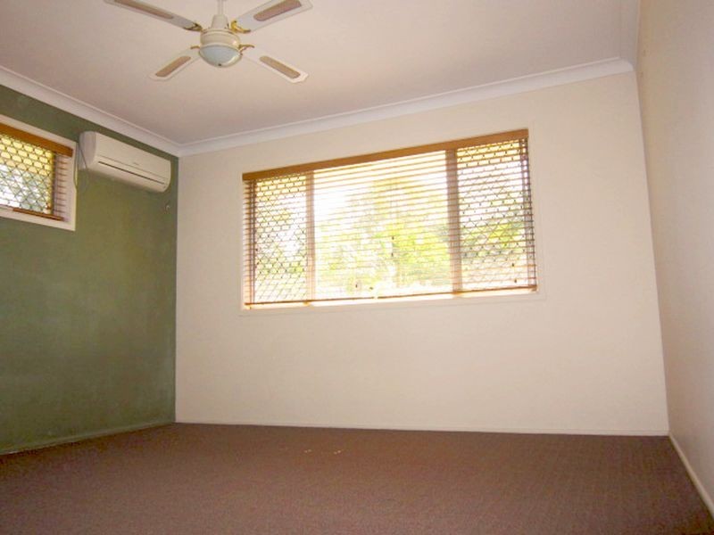 11 Larwood Street, Upper Mount Gravatt QLD 4122