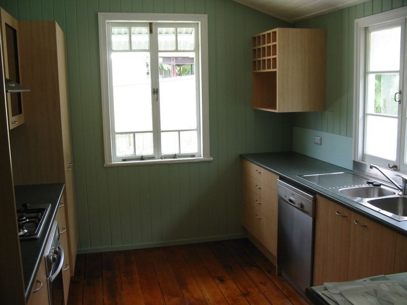 85 Bunya Street, Greenslopes QLD 4120