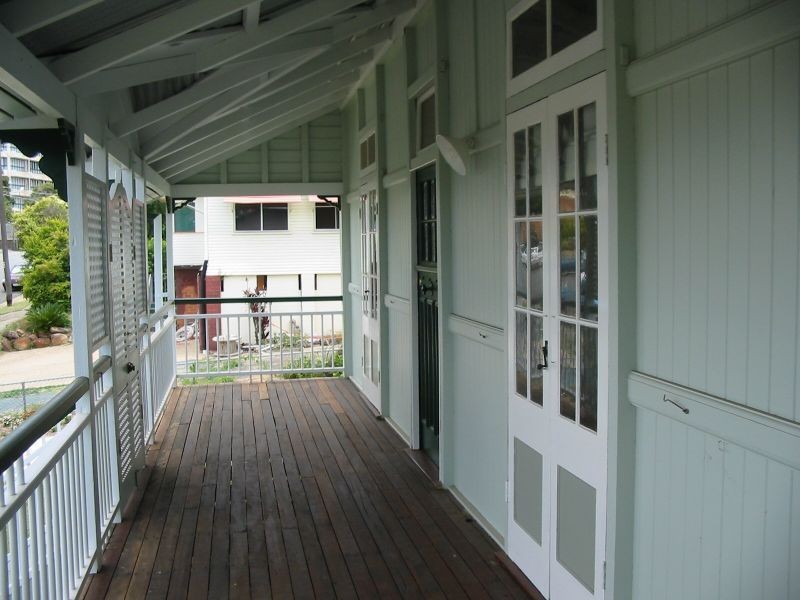 85 Bunya Street, Greenslopes QLD 4120