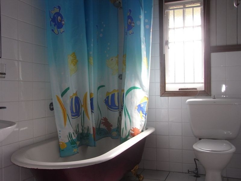 25 Thomas Street, Greenslopes QLD 4120