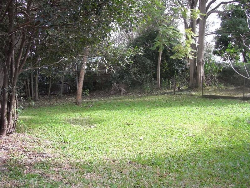 25 Thomas Street, Greenslopes QLD 4120