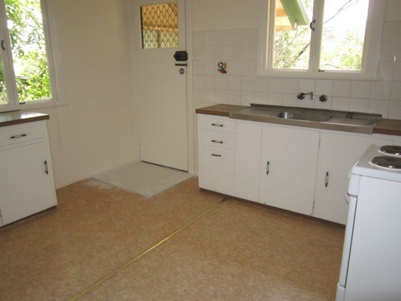 84 Sexton Street, Tarragindi QLD 4121