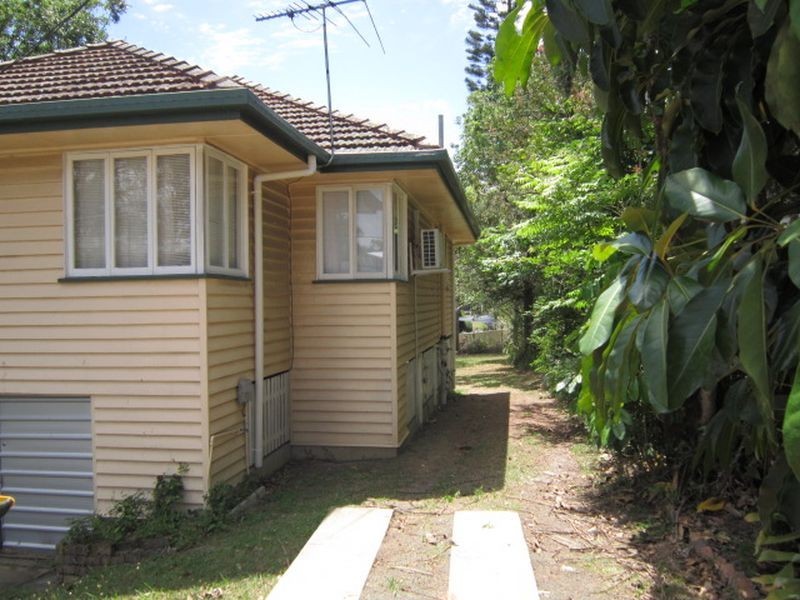 84 Sexton Street, Tarragindi QLD 4121