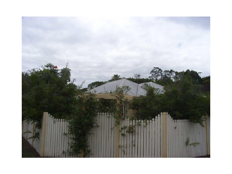 42 Hipwood Avenue, Coorparoo QLD 4151