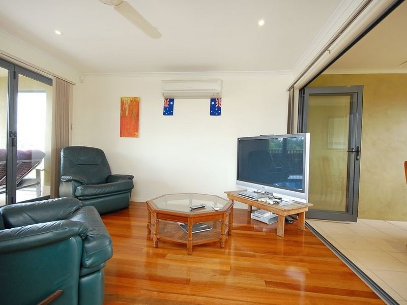 6/11 Temple Street, Coorparoo QLD 4151
