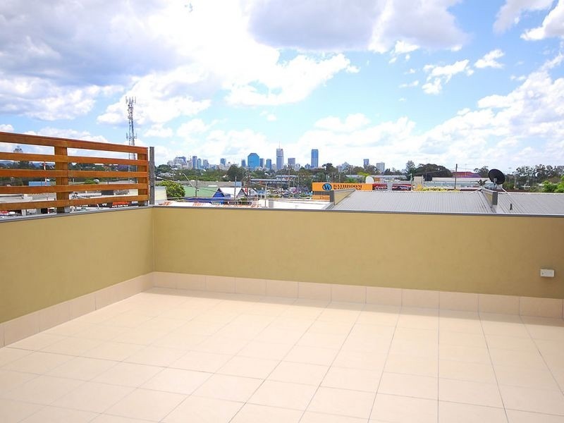 6/11 Temple Street, Coorparoo QLD 4151