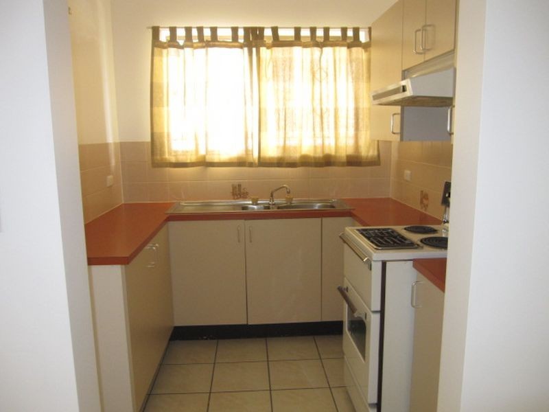 1/18 Bunya Street, Greenslopes QLD 4120