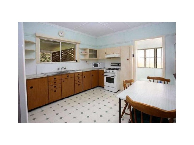 19 Park Street, Coorparoo QLD 4151