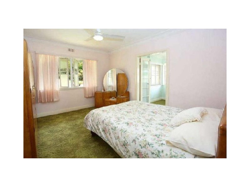 19 Park Street, Coorparoo QLD 4151