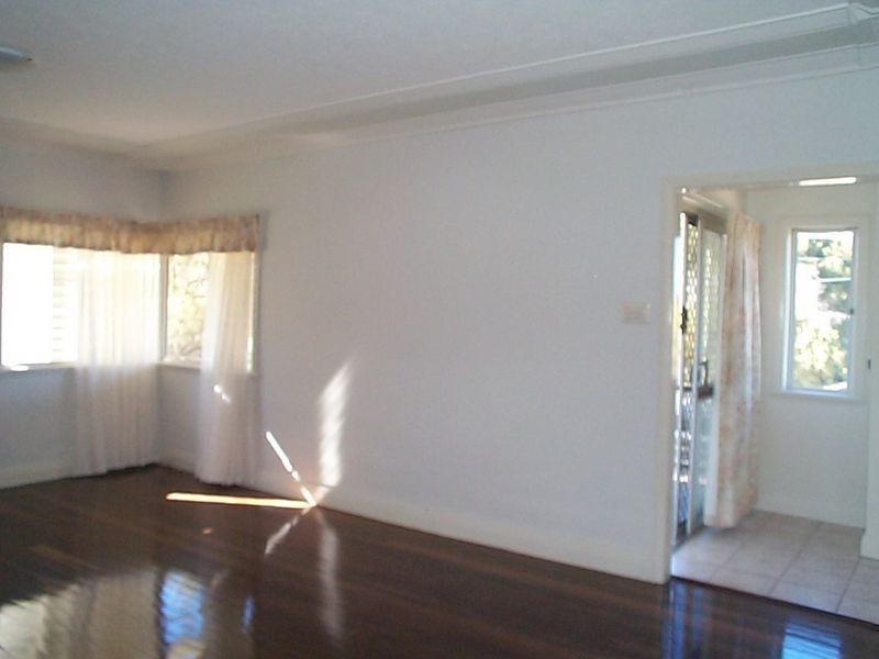 282 Oates Avenue, Holland Park QLD 4121