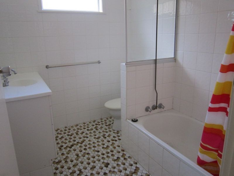 4/697 Logan Road, Greenslopes QLD 4120