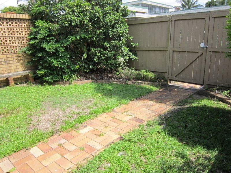 4/697 Logan Road, Greenslopes QLD 4120