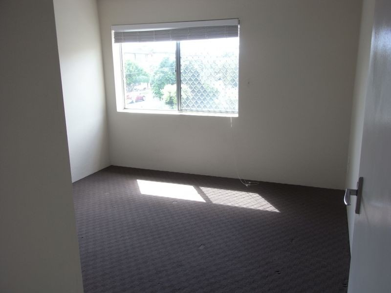 1/32 Macaulay Street, Coorparoo QLD 4151