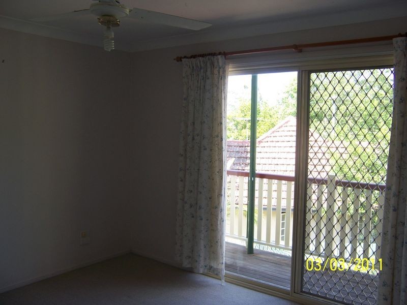 2/31 Merinda Street, Greenslopes QLD 4120