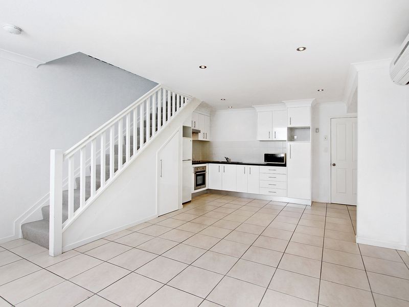 9/74 Creek Road, Mount Gravatt East QLD 4122