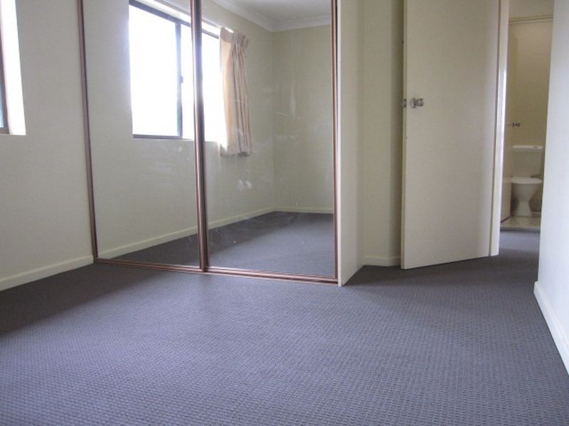 13/18 Rolle Street, Holland Park QLD 4121