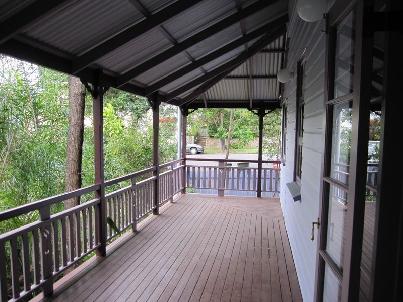 35 Nicklin Street, Coorparoo QLD 4151