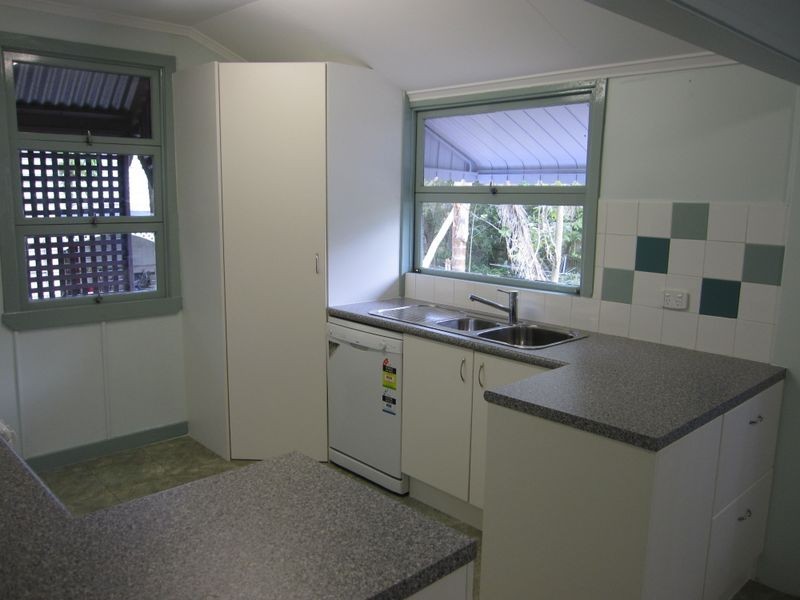 35 Nicklin Street, Coorparoo QLD 4151