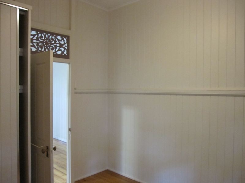 35 Nicklin Street, Coorparoo QLD 4151