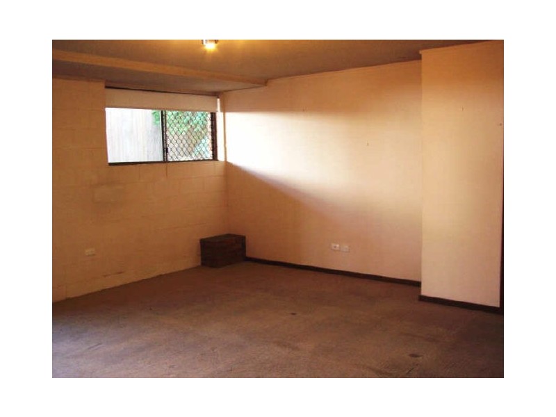 11/3 Curd Street, Greenslopes QLD 4120