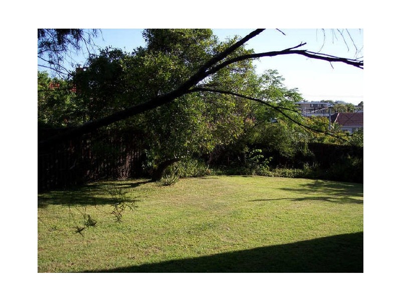 11/3 Curd Street, Greenslopes QLD 4120