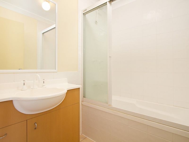 5/338 Cornwall Street, Greenslopes QLD 4120