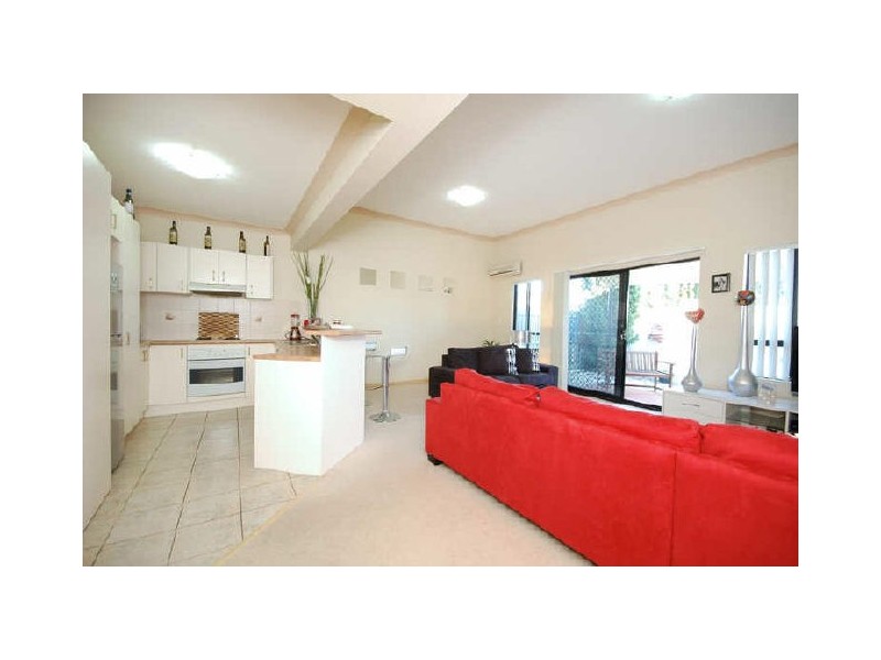 6/540 Old Cleveland Road, Camp Hill QLD 4152