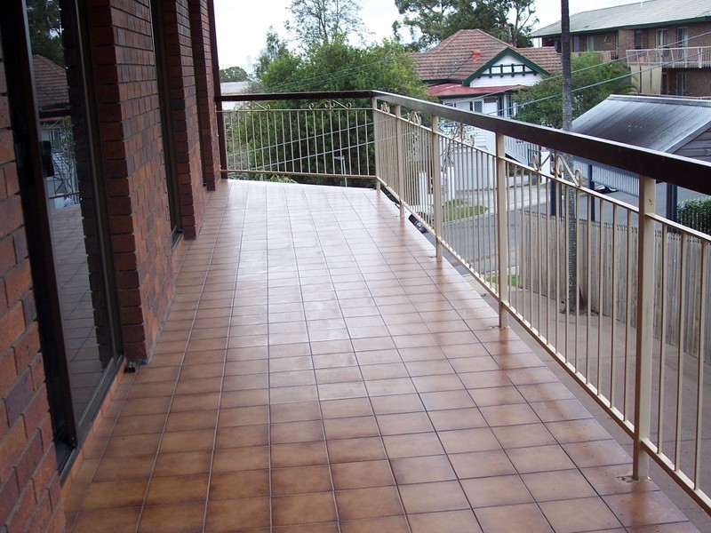 10/3 Curd Street, Greenslopes QLD 4120