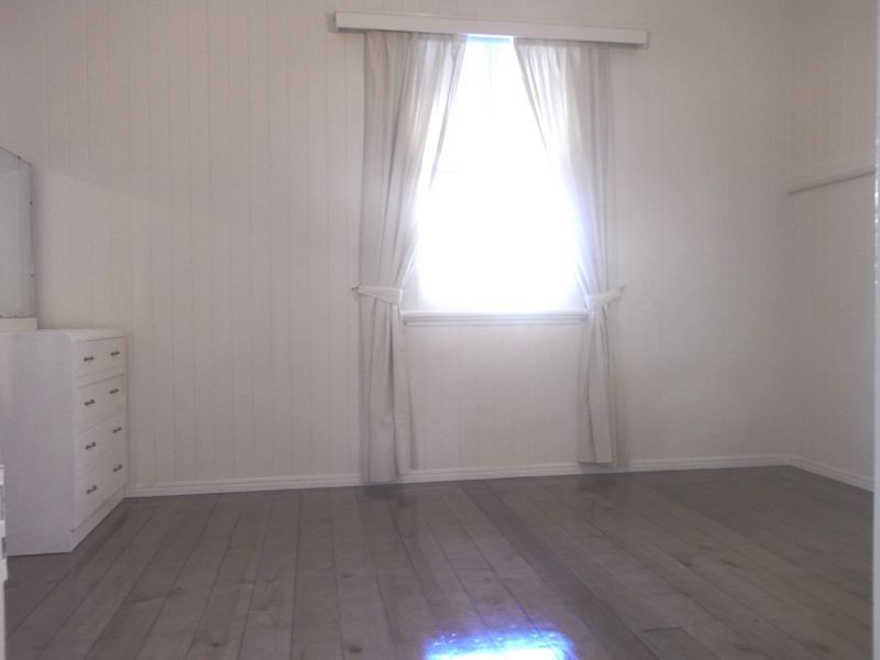 55 Mearns Street, Fairfield QLD 4103