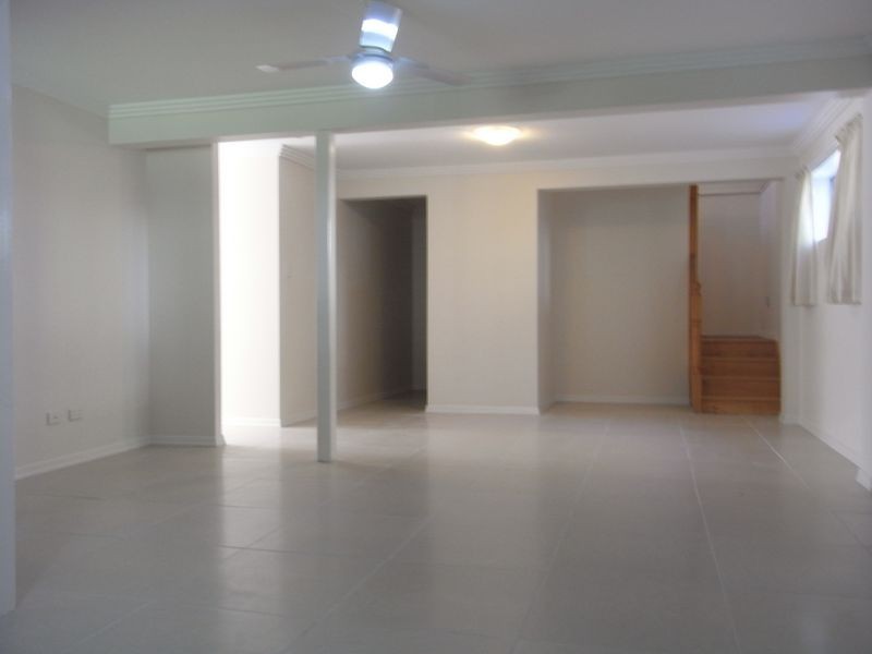 55 Mearns Street, Fairfield QLD 4103