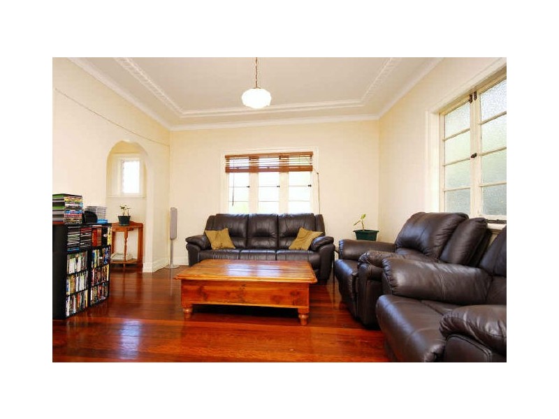 53 Tarana Street, Camp Hill QLD 4152