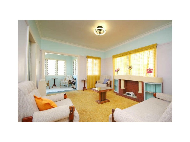 115 Denman Street, Greenslopes QLD 4120