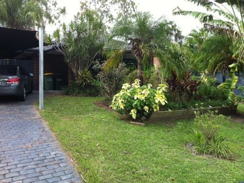 12A Avonmore Street, Edens Landing QLD 4207