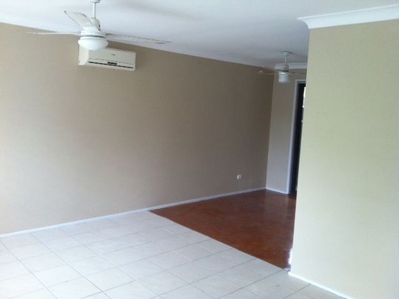 12A Avonmore Street, Edens Landing QLD 4207