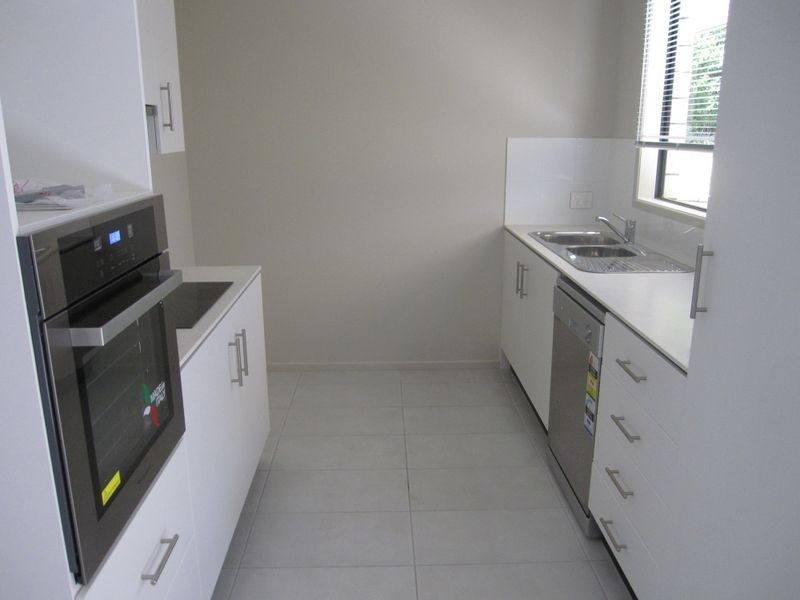 12B Avonmore Street, Edens Landing QLD 4207