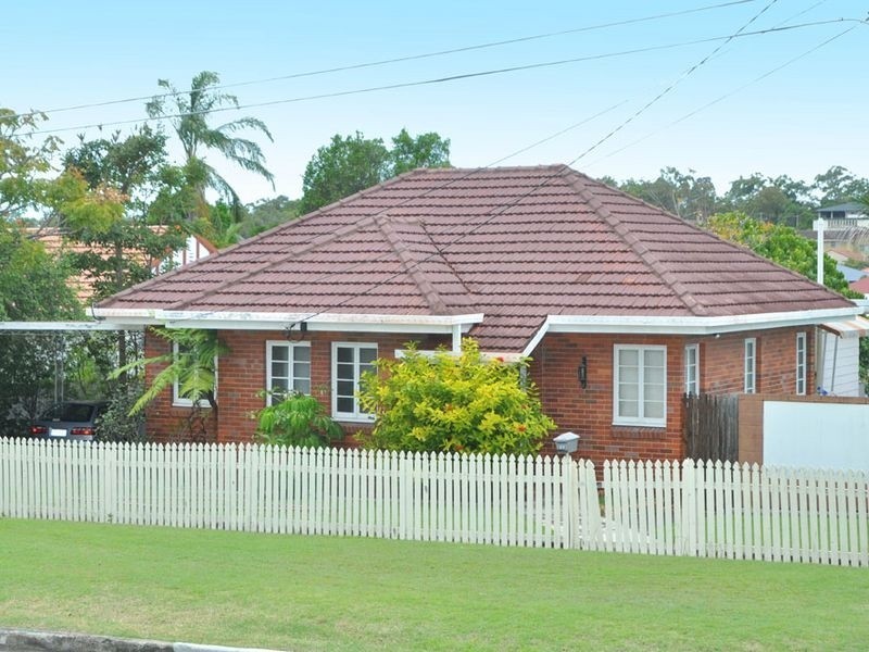 87 Solar Street, Coorparoo QLD 4151